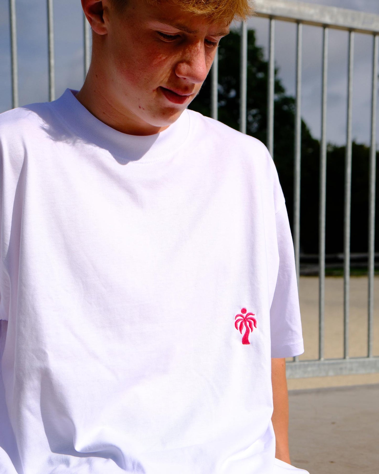 HOPE DEALER Oversized Tee aus Bio-Baumwolle - White